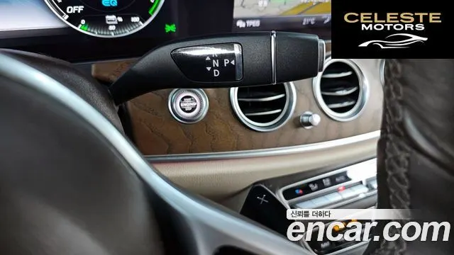 MERCEDES BENZ E-Classe W213 E300e 4MATIC Exclusive 2020 — photo 9 sur 20