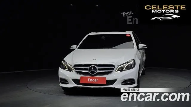 MERCEDES BENZ E-Classe W212 E220 CDI Avantgarde 2014 — photo 3 sur 20