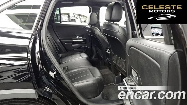 MERCEDES BENZ GLA-Classe H247 GLA220 2021 — photo 12 sur 20