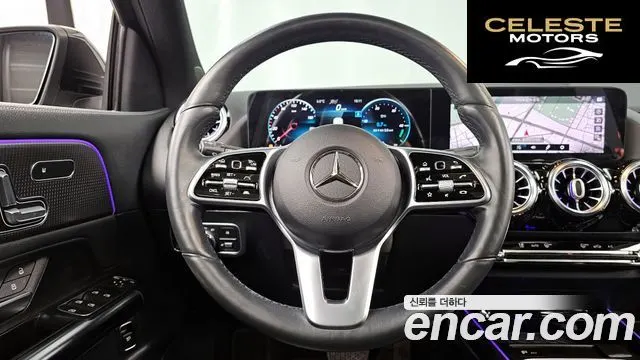 MERCEDES BENZ GLA-Classe H247 GLA220 2021 — photo 13 sur 20
