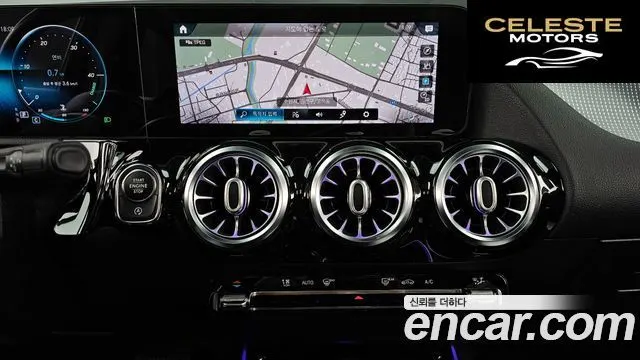 MERCEDES BENZ GLA-Classe H247 GLA220 2021 — photo 14 sur 20