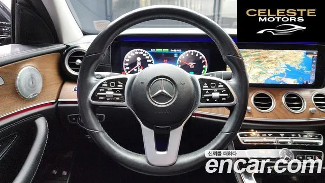 MERCEDES BENZ E-Classe W213 E300e 4MATIC Exclusive 2020 — photo 13 sur 20