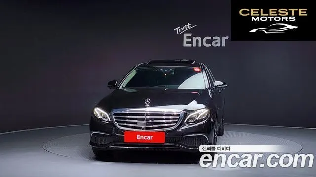 MERCEDES BENZ E-Classe W213 E300e 4MATIC Exclusive 2020 — photo 3 sur 20