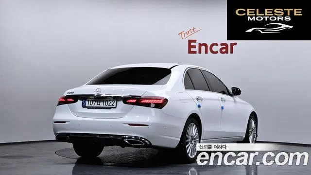 MERCEDES BENZ E-Classe W213 E250 Exclusive 2021 — photo 2 sur 20