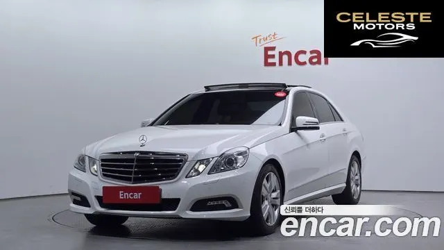 MERCEDES BENZ E-Classe W212 E350 2010 — photo 1 sur 20