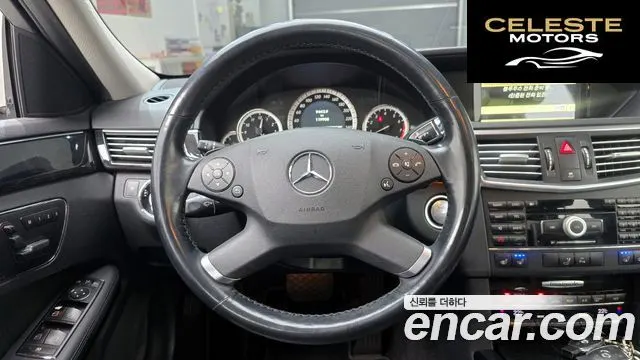 MERCEDES BENZ E-Classe W212 E350 2010 — photo 14 sur 20