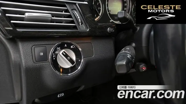 MERCEDES BENZ E-Classe W212 E350 2010 — photo 17 sur 20