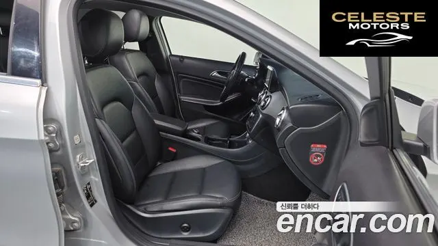 MERCEDES BENZ GLA-Classe X156 GLA200 CDI 4MATIC 2015 — photo 10 sur 20