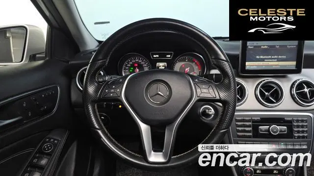 MERCEDES BENZ GLA-Classe X156 GLA200 CDI 4MATIC 2015 — photo 13 sur 20