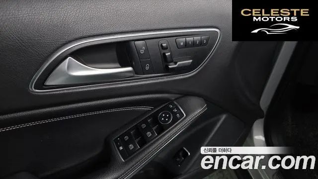 MERCEDES BENZ GLA-Classe X156 GLA200 CDI 4MATIC 2015 — photo 17 sur 20