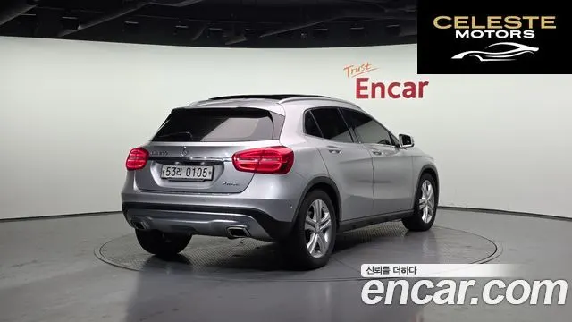 MERCEDES BENZ GLA-Classe X156 GLA200 CDI 4MATIC 2015 — photo 2 sur 20