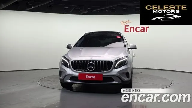 MERCEDES BENZ GLA-Classe X156 GLA200 CDI 4MATIC 2015 — photo 3 sur 20
