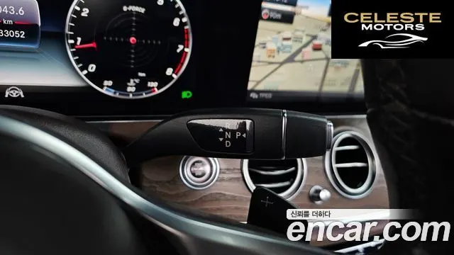 MERCEDES BENZ E-Classe W213 E300e 4MATIC Exclusive 2020 — photo 9 sur 20