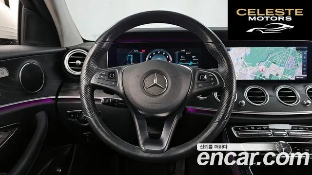 MERCEDES BENZ E-Classe W213 E300 4MATIC Avantgarde 2017 — photo 13 sur 20