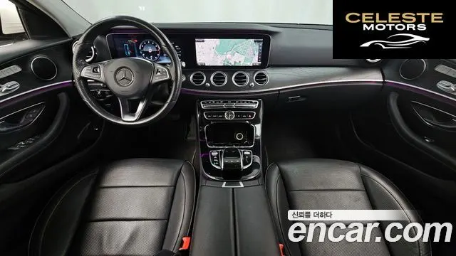 MERCEDES BENZ E-Classe W213 E300 4MATIC Avantgarde 2017 — photo 7 sur 20