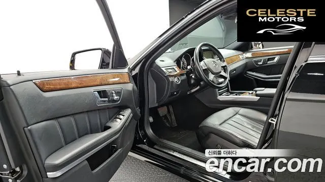 MERCEDES BENZ E-Classe W212 E300 2016 — photo 11 sur 20