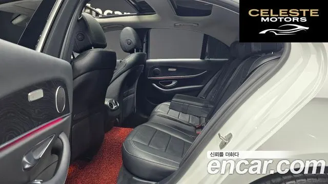 MERCEDES BENZ E-Classe W213 E300 Avantgarde 2017 — photo 12 sur 20