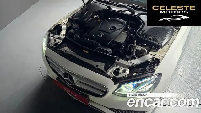 MERCEDES BENZ E-Classe W213 E300 Avantgarde 2017 — photo 6 sur 20