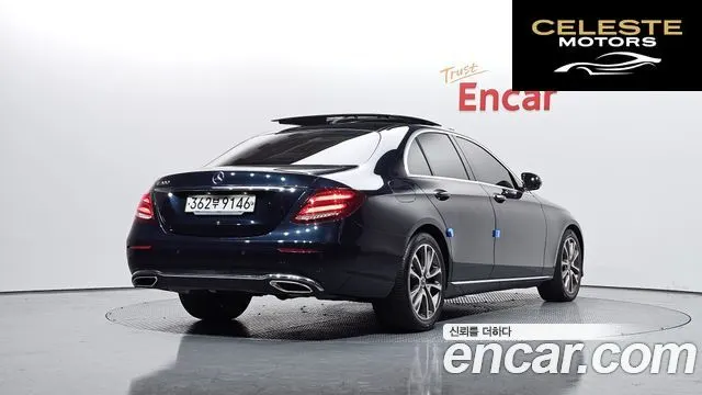 MERCEDES BENZ E-Classe W213 E300 Avantgarde 2018 — photo 2 sur 20