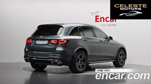 MERCEDES BENZ GLC-Classe X253 GLC300 4MATIC Premium 2021 — photo 2 sur 20