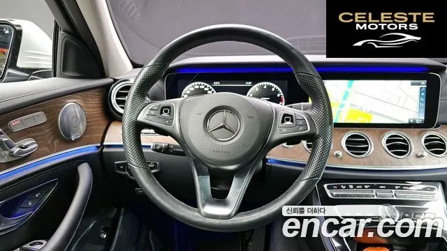 MERCEDES BENZ E-Classe W213 E300 4MATIC Exclusive 2018 — photo 13 sur 20