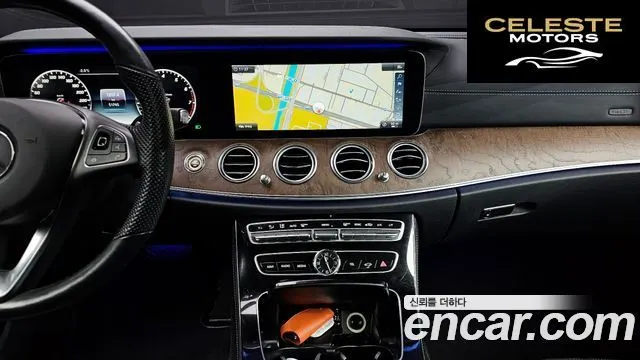 MERCEDES BENZ E-Classe W213 E300 4MATIC Exclusive 2018 — photo 14 sur 20