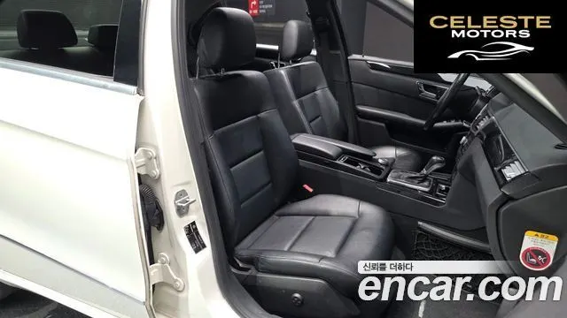 MERCEDES BENZ E-Classe W212 E220 CDI Avantgarde 2011 — photo 10 sur 20