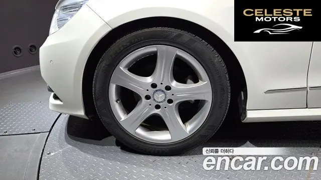MERCEDES BENZ E-Classe W212 E220 CDI Avantgarde 2011 — photo 5 sur 20