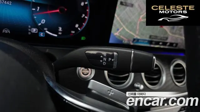 MERCEDES BENZ E-Classe W213 E250 Avantgarde 2022 — photo 9 sur 20