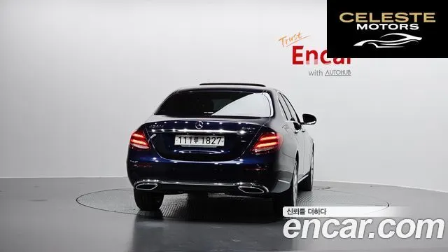 MERCEDES BENZ E-Classe W213 E220d 4MATIC Exclusive 2020 — photo 4 sur 20