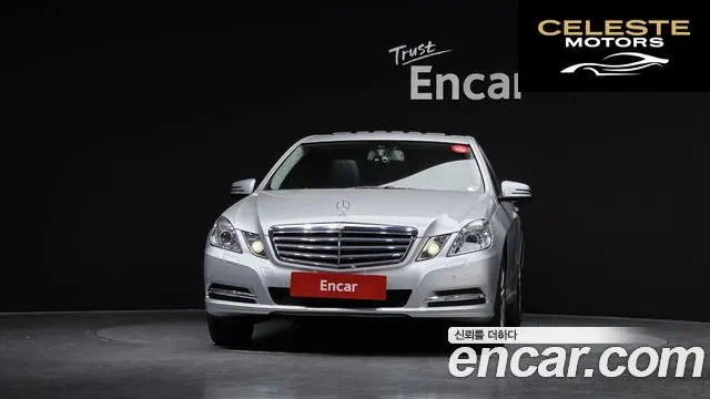 MERCEDES BENZ E-Classe W212 E200 CGI 2011 — photo 3 sur 20