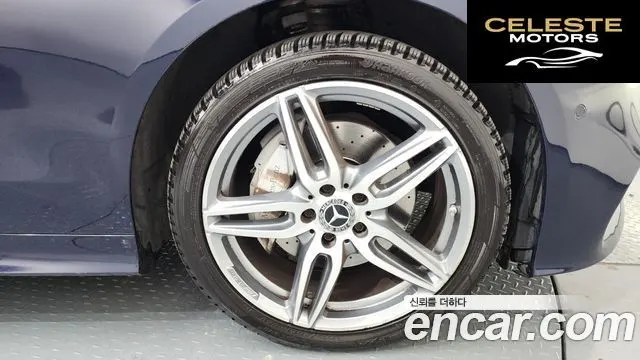 MERCEDES BENZ E-Classe W213 E220d Coupé 2018 — photo 5 sur 20