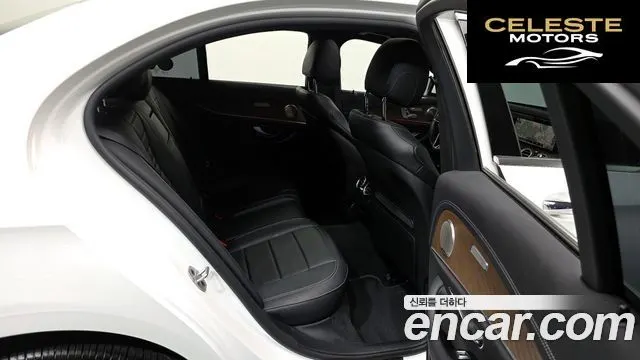MERCEDES BENZ E-Classe W213 E220d 4MATIC Exclusive 2021 — photo 12 sur 20