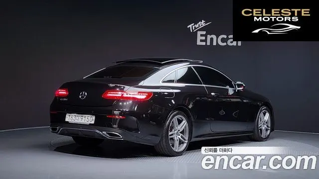 MERCEDES BENZ E-Classe W213 E220d Coupé 2020 — photo 2 sur 20