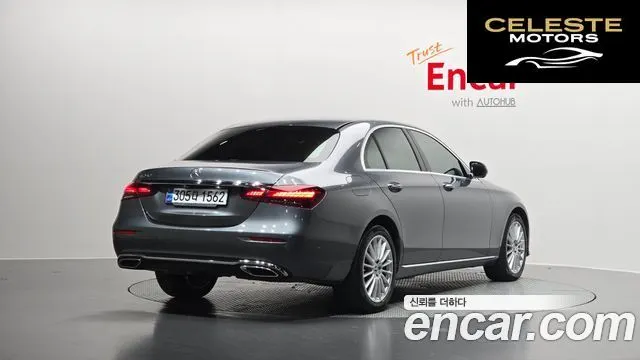 MERCEDES BENZ E-Classe W213 E250 Exclusive 2022 — photo 2 sur 20