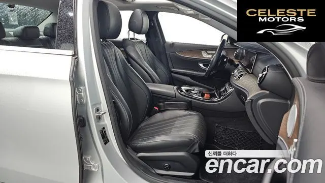 MERCEDES BENZ E-Classe W213 E300 4MATIC Exclusive 2019 — photo 10 sur 20