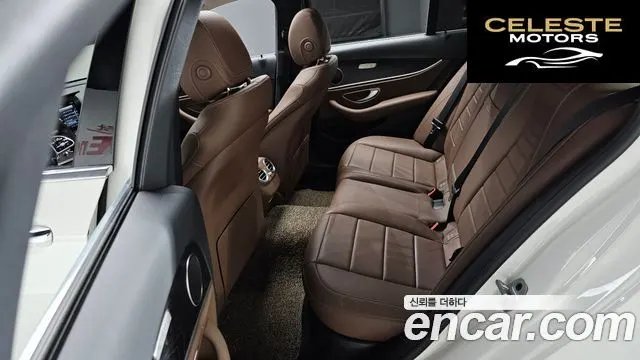 MERCEDES BENZ E-Classe W213 E220d Avantgarde 2020 — photo 12 sur 20