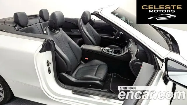 MERCEDES BENZ E-Classe W213 E450 4MATIC Cabriolet 2021 — photo 11 sur 20