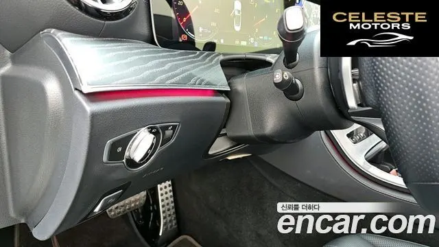 MERCEDES BENZ E-Classe W213 E450 4MATIC Cabriolet 2021 — photo 15 sur 20