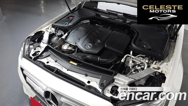 MERCEDES BENZ E-Classe W213 E220d Avantgarde 2020 — photo 6 sur 20