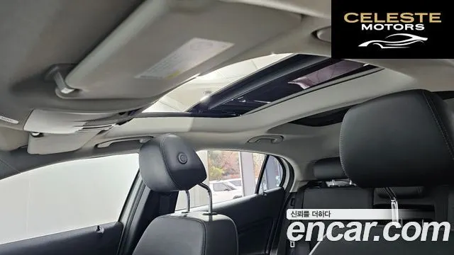 MERCEDES BENZ GLA-Classe X156 GLA220 2019 — photo 19 sur 20