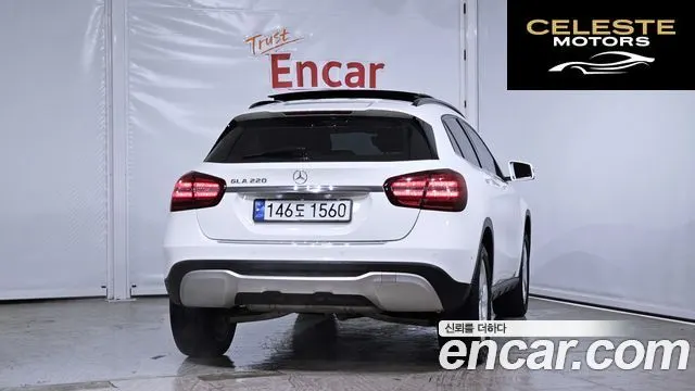 MERCEDES BENZ GLA-Classe X156 GLA220 2019 — photo 4 sur 20