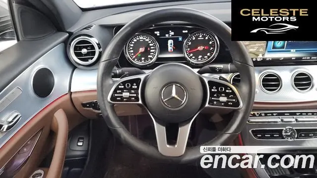 MERCEDES BENZ E-Classe W213 E250 Avantgarde 2020 — photo 13 sur 26