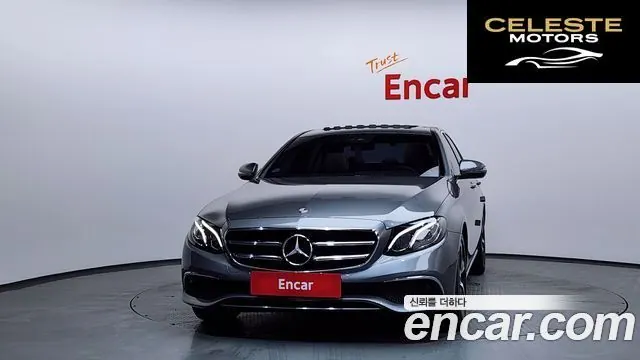 MERCEDES BENZ E-Classe W213 E250 Avantgarde 2020 — photo 3 sur 26