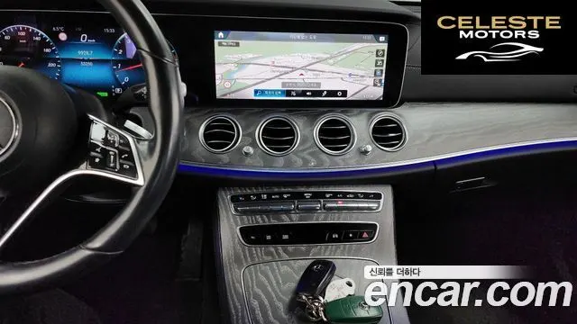 MERCEDES BENZ E-Classe W213 E350 4MATIC Avantgarde 2022 — photo 14 sur 20