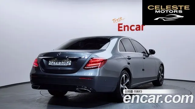 MERCEDES BENZ E-Classe W213 E250 Avantgarde 2020 — photo 2 sur 26