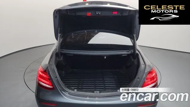 MERCEDES BENZ E-Classe W213 E250 Avantgarde 2020 — photo 20 sur 26