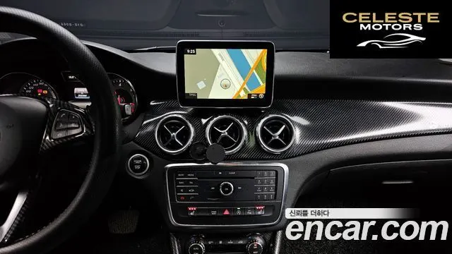 MERCEDES BENZ GLA-Classe X156 GLA200 d 2016 — photo 14 sur 20