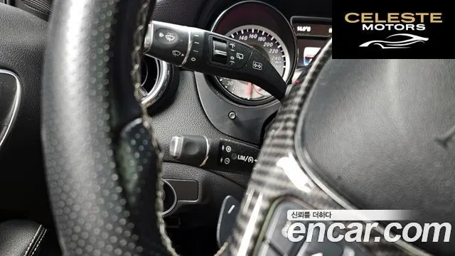 MERCEDES BENZ GLA-Classe X156 GLA200 d 2016 — photo 18 sur 20