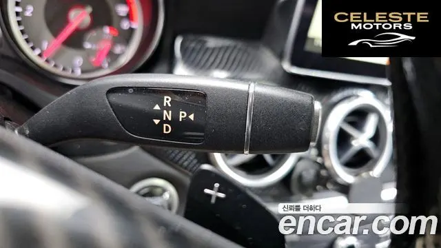 MERCEDES BENZ GLA-Classe X156 GLA200 d 2016 — photo 9 sur 20